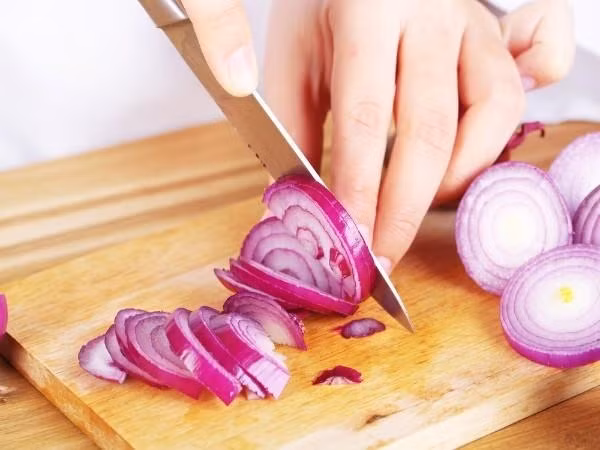 10 bài thuốc tự nhiên làm dịu chứng ho khan