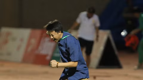 HLV Nguyễn Thành Công dẫn dắt Hồng Lĩnh Hà Tĩnh đối đầu SLNA: Mối duyên khó lý giải