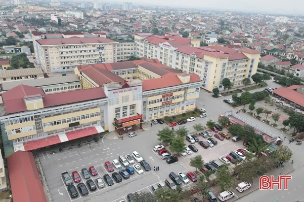 Bệnh viện Đa khoa Hà Tĩnh chuẩn bị kỹ lưỡng để tiêm vacxin phòng Covid-19 vào ngày mai