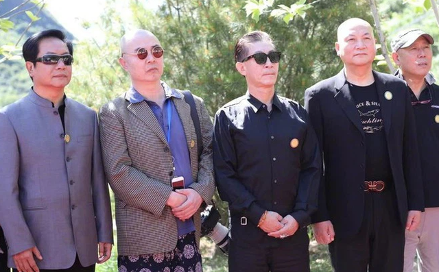 Cuộc sống mưu sinh nhọc nhằn của Đường Tăng điển trai nhất Tây Du Ký - 3 Cuộc sống mưu sinh nhọc nhằn của “Đường Tăng” điển trai nhất “Tây Du Ký”