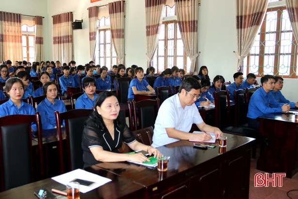 Hơn 100 đoàn viên thanh niên TX Kỳ Anh tham gia diễn đàn cử tri trẻ