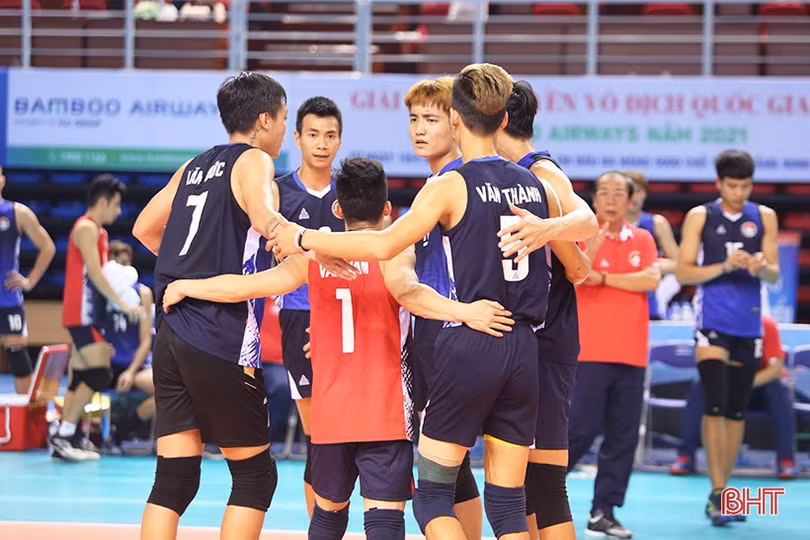 Thắng Hà Nội, bóng chuyền Hà Tĩnh giành vé dự Cúp Hùng Vương