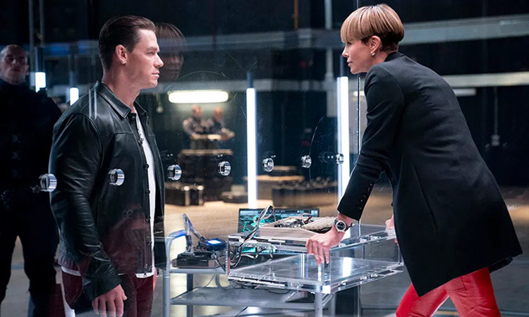 “Fast & Furious 9” cho ôtô bay vào vũ trụ