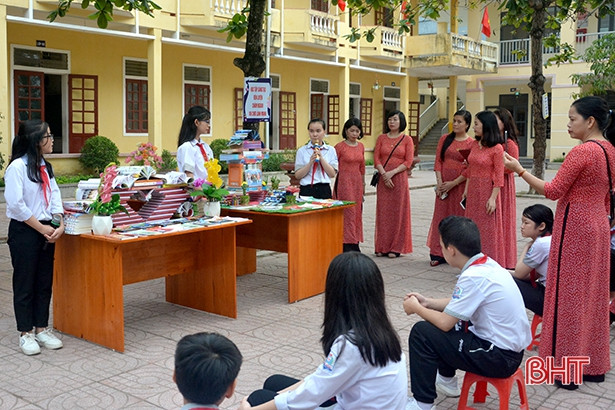Gần 1.300 học sinh thị xã Hồng Lĩnh tham gia ngày hội đọc sách 