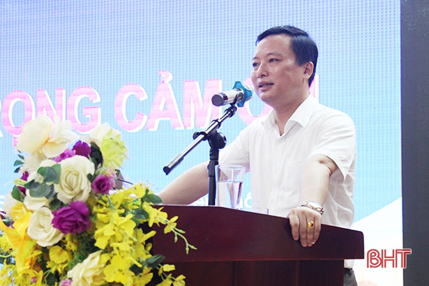 Gần 150 cán bộ được nâng cao hiểu biết pháp luật về bầu cử