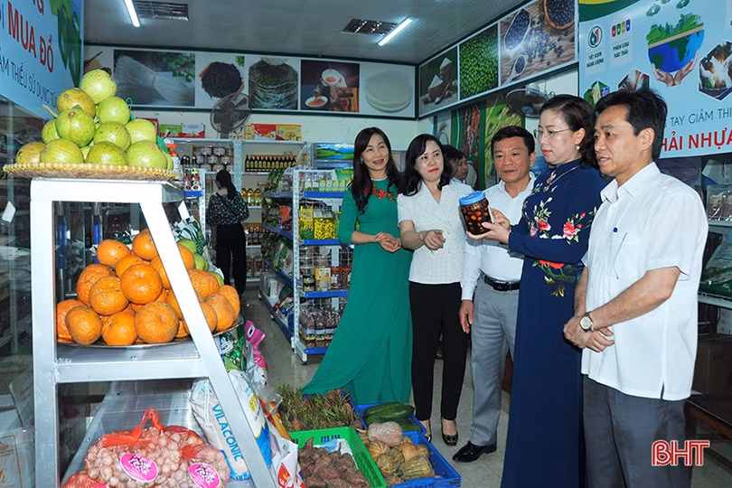 Thay đổi thói quen sử dụng túi ni lông, sản phẩm nhựa của nông dân Hà Tĩnh