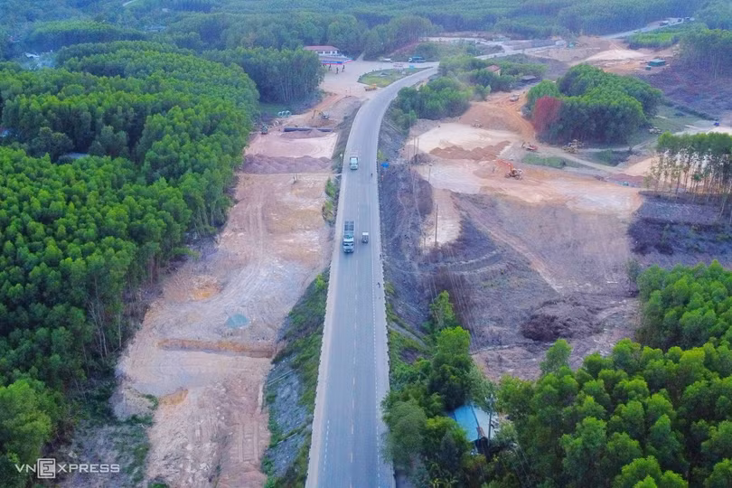 Đề xuất quy hoạch các tuyến cao tốc Bãi Vọt – Vũng Áng