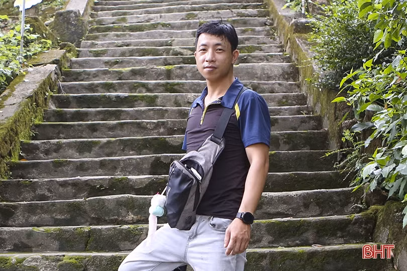 Giữa mùa hè, chùa Hương Tích Hà Tĩnh vẫn hút khách