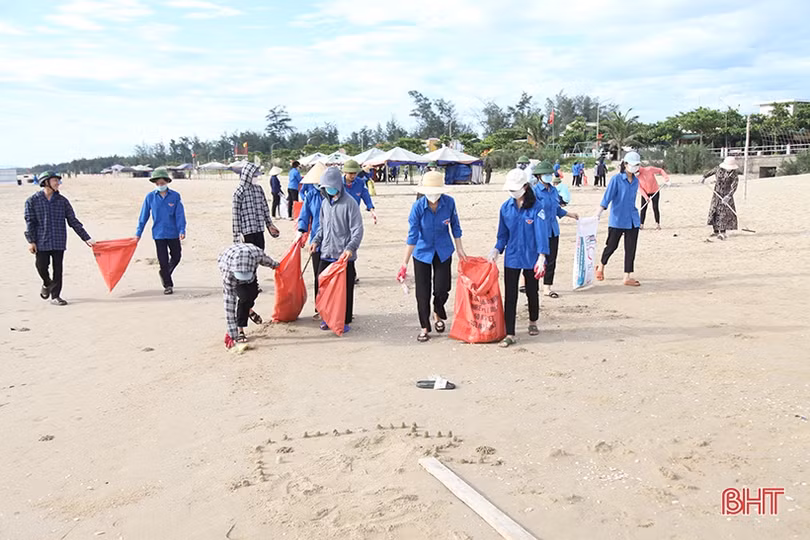 Các địa phương, đơn vị ở Hà Tĩnh tích cực hưởng ứng Ngày Môi trường thế giới