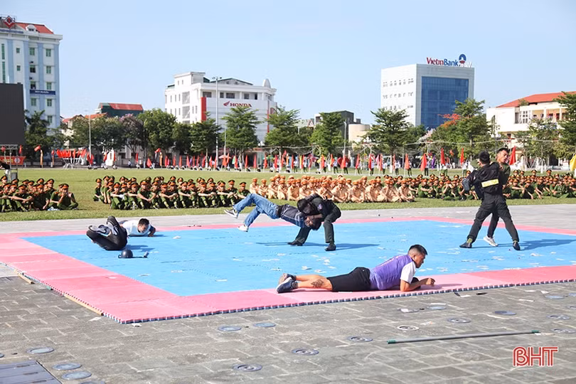 Mãn nhãn tình huống “2 đánh 5” của chiến sĩ Công an Hà Tĩnh