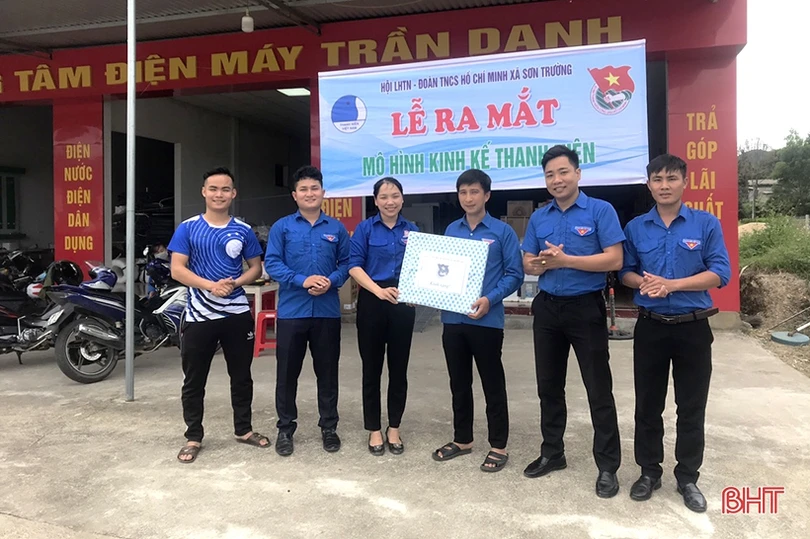 Tuổi trẻ Hương Sơn sôi nổi ra quân chiến dịch tình nguyện hè