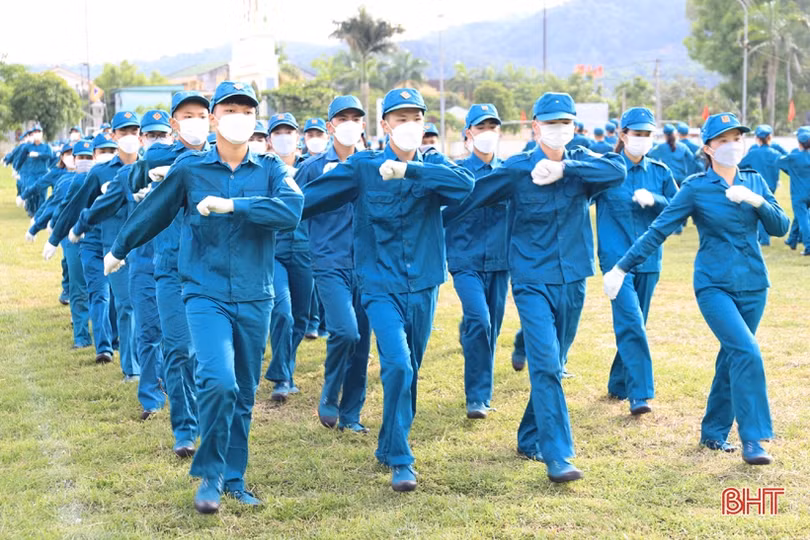 Xem “chiến sỹ sao vuông” thực hành khả năng chiến đấu