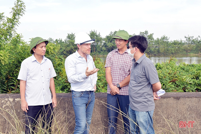 Đoàn công tác ADB khảo sát thực địa phát triển đô thị thích ứng biến đổi khí hậu