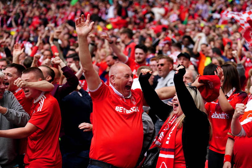 Nottingham Forest trở lại giải Ngoại hạng Anh sau 23 năm