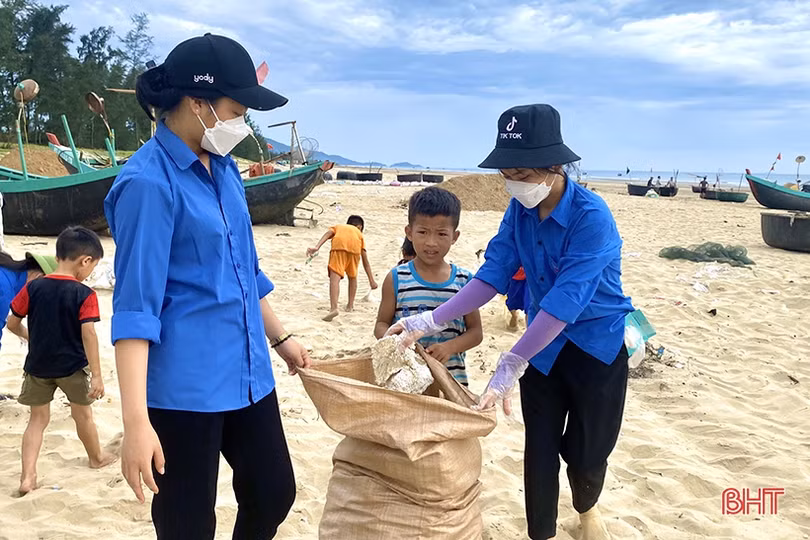 Các địa phương, đơn vị ở Hà Tĩnh tích cực hưởng ứng Ngày Môi trường thế giới