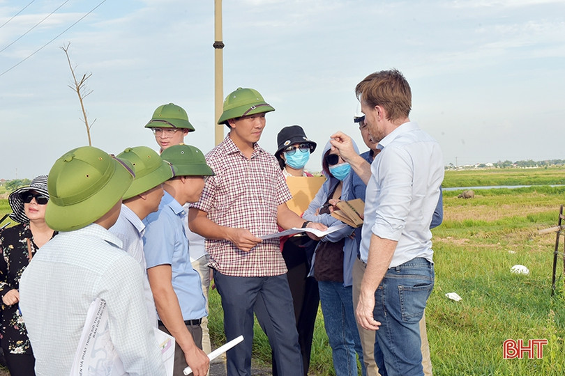 Đoàn công tác ADB khảo sát thực địa phát triển đô thị thích ứng biến đổi khí hậu