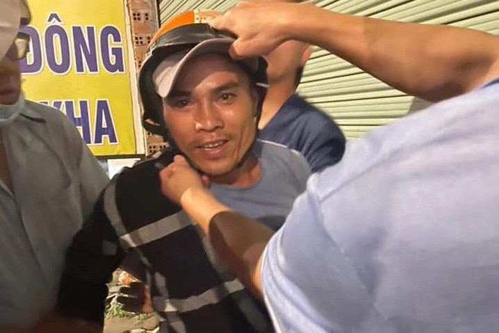 Đoàn Minh Hải khi bị bắt giữ tại quận 12, TP.HCM. Bắt được hung thủ sát hại 3 người trong một gia đình