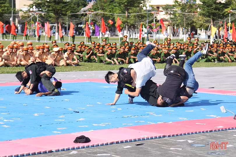 Mãn nhãn tình huống “2 đánh 5” của chiến sĩ Công an Hà Tĩnh