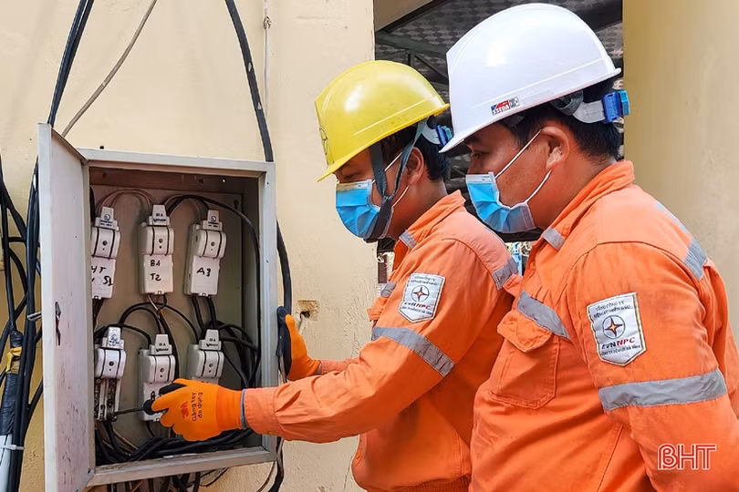 Điện lực Hà Tĩnh: Không để gián đoạn nguồn điện phục vụ các kỳ thi