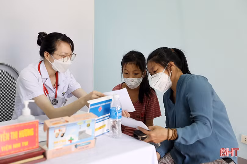 Tiếp nhận bác sỹ Bệnh viện Nhi Trung ương về làm việc tại Bệnh viện Đa khoa thị xã Kỳ Anh