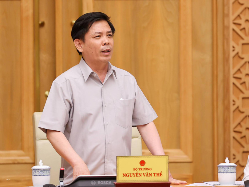 Nghiên cứu sửa quy định về tiêm vaccine, quyết liệt thúc đẩy đầu tư công, phục hồi và phát triển kinh tế - xã hội
