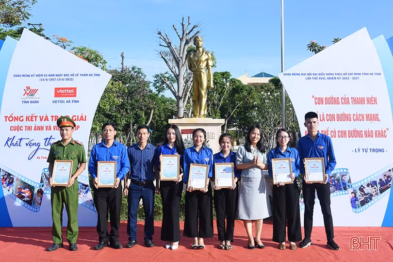 Trao thưởng 25 tác phẩm xuất sắc Cuộc thi Ảnh và video “Khát vọng thanh niên” Hà Tĩnh