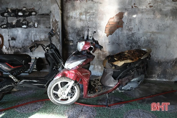 Thăm hỏi, hỗ trợ gia đình bị cháy cửa hàng tạp hóa ở Can Lộc