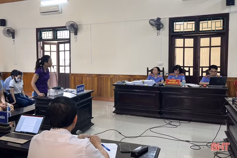 Phạt 642 tháng tù nhóm bị cáo vi phạm quy định đấu thầu thiết bị y tế ở Hà Tĩnh