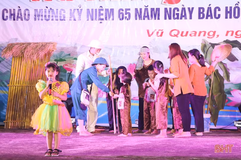 Lắng đọng chương trình nghệ thuật “Hà Tĩnh ghi nhớ ơn Người”