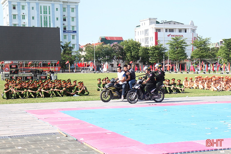 Mãn nhãn tình huống “2 đánh 5” của chiến sĩ Công an Hà Tĩnh