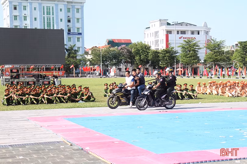 Mãn nhãn tình huống “2 đánh 5” của chiến sĩ Công an Hà Tĩnh