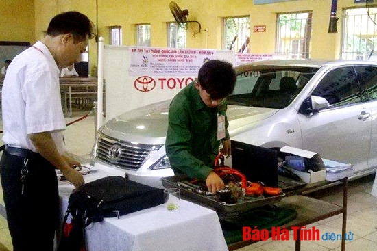 Học sinh Trường TC nghề Hà Tĩnh tham dự Kỳ thi Tay nghề quốc gia