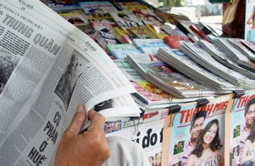 Hoãn bổ sung quy định phạt nặng khi đưa tin sai sự thật ảnh 1