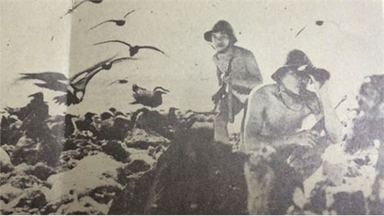 Bộ đội luyện tập ở Trường Sa những ngày đầu sau giải phóng. Ảnh do nhà báo Nguyễn Khắc Xuể chụp tháng 5/1975.