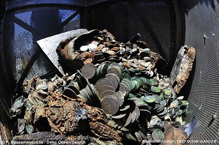 100 tấn tiền xu gồm toàn những đồng rupi đã được tìm thấy dưới đáy đại dương ở độ sâu kỷ lục 5.150m. Con tàu từng bị đánh chìm sẽ được trục vớt sau hơn 7 thập kỷ nằm dưới đáy đại dương.