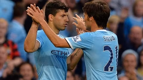 Aguero ghi cú đúp nhưng Man City không thể có được 1 điểm ở Old Trafford