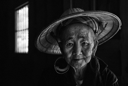 Ảnh tắc đường giờ tan tầm của Việt Nam đoạt giải quốc tế ảnh 17