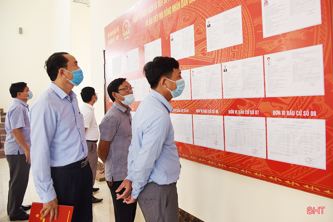 Hội nghị tiếp xúc đầu tiên giữa cử tri với người ứng cử ĐBQH, HĐND Hà Tĩnh