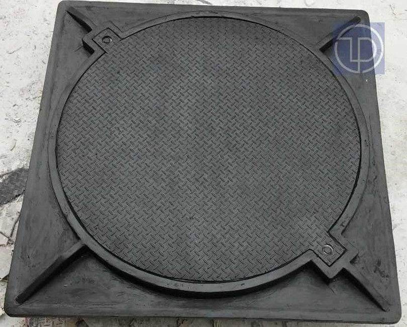 Nắp hố ga Tân Phú được chế tác từ chất liệu cao cấp tan-phu-1.jpg