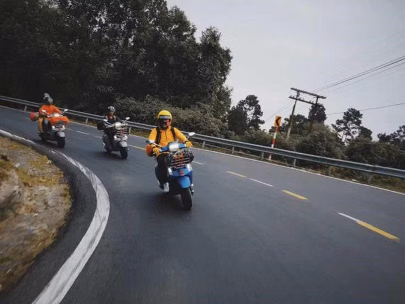 Dịch vụ thuê xe 4.jpg