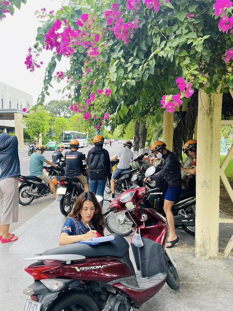 Dịch vụ thuê xe 2.jpg