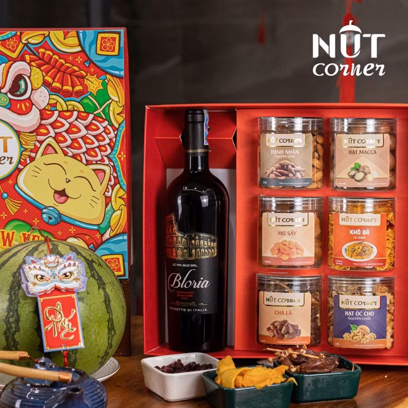 nut-corner-2-7377.jpg