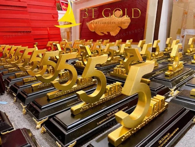 Mua quà tặng 3.jpg