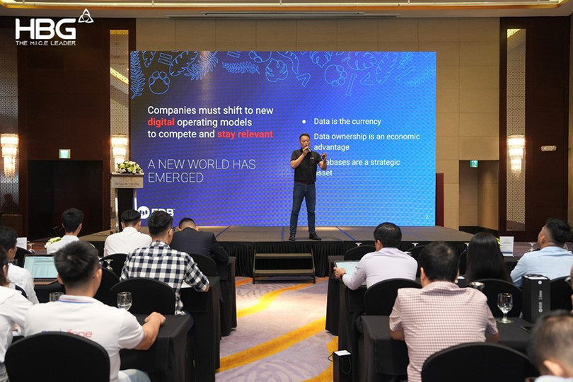 Hoà Bình Group đồng hành trong hội thảo BNH & EDB - POWER TO POSTGRES Những sự kiện 2.jpg
