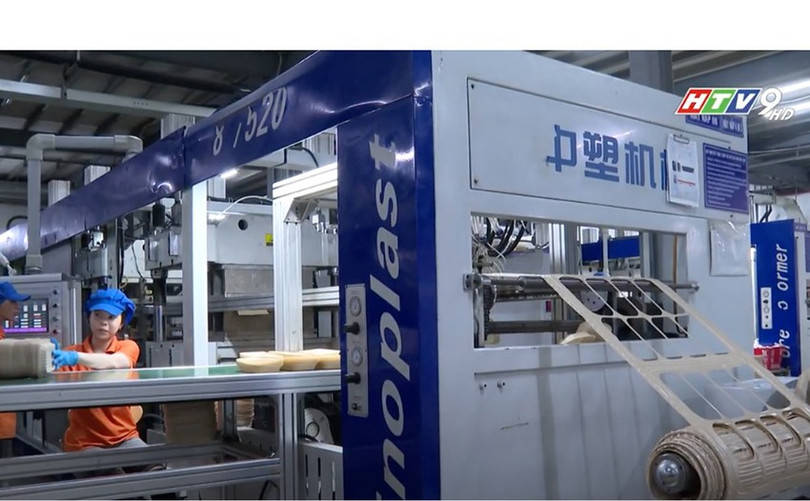 Hunufa là một trong số ít các thương hiệu luôn đặt vấn đề bảo vệ môi trường lên hàng đầu trong ngành sản xuất sản phẩm dùng 1 lần. Nguồn ảnh: HTV Hunufa 3.jpg