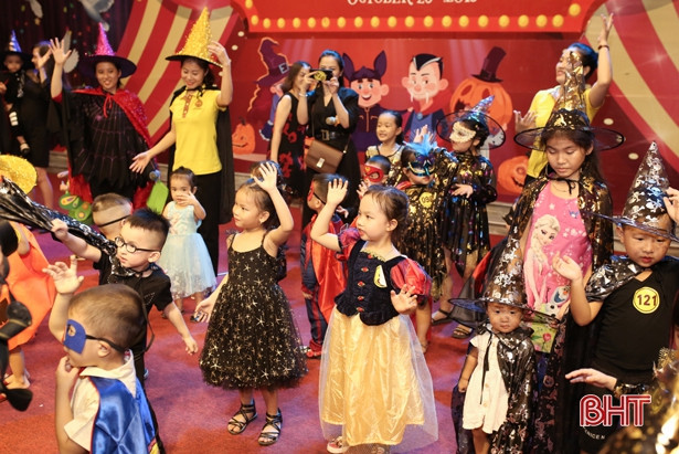Sôi động “Halloween Legend Night” ở Trường Mầm non quốc tế Nguyễn Du Plus
