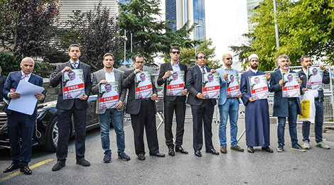 Các nhà báo Saudi Arabia biểu thị tình đoàn kết với nhà báo Jamal Khashoggi. Chết trong cạm bẫy