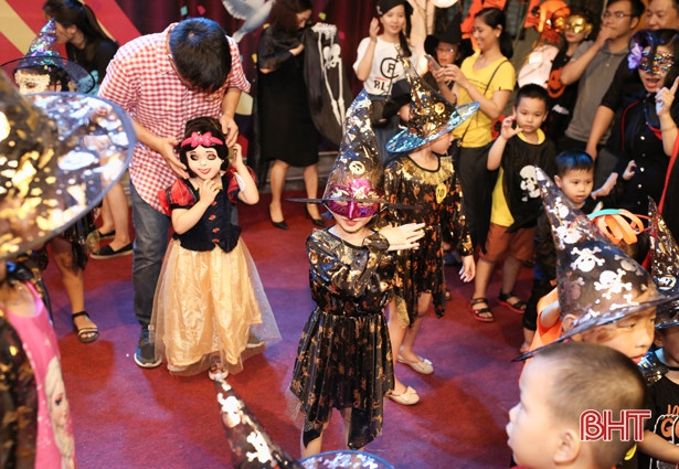 Sôi động “Halloween Legend Night” ở Trường Mầm non quốc tế Nguyễn Du Plus