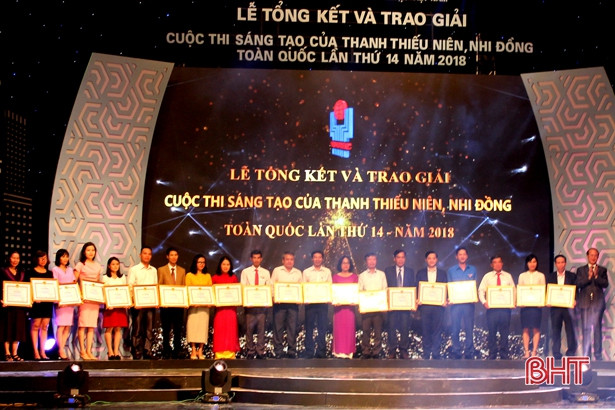 Học sinh Hà Tĩnh nhận 4 giải thưởng Cuộc thi Sáng tạo TTN-NĐ toàn quốc