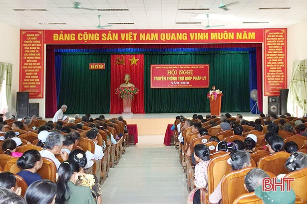 Trợ giúp pháp lý ở cơ sở cho 1.600 người dân Hà Tĩnh